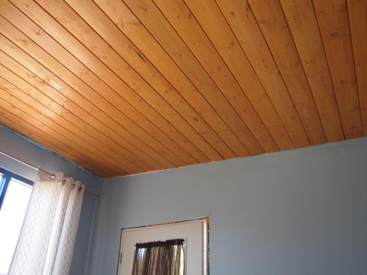 Деревянные панельные потолки